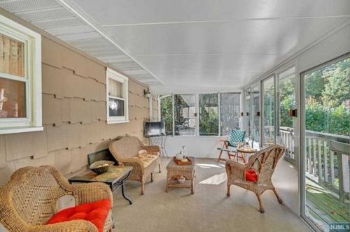 83 Calumet Ave, Oakland NJ  07436-2902 exterior