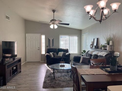 1202 Liberty Shores Dr, Gilbert, AZ 85234-6033