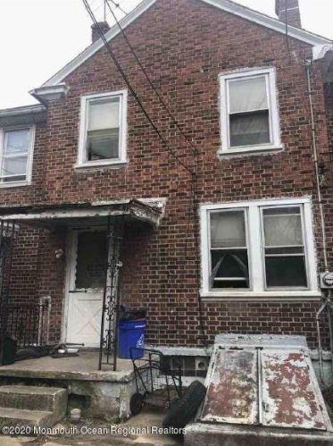 2992 Alabama Rd, Camden NJ  08104-2833 exterior