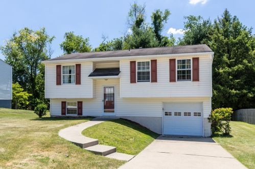 3090 Countryside Dr, Allison Park, PA 15101-3934
