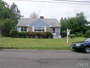 27 Judy Ln, Stamford, CT 06906-2102
