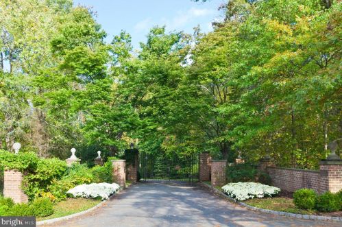 5279 Province Line Rd, Princeton, NJ 08540-7527