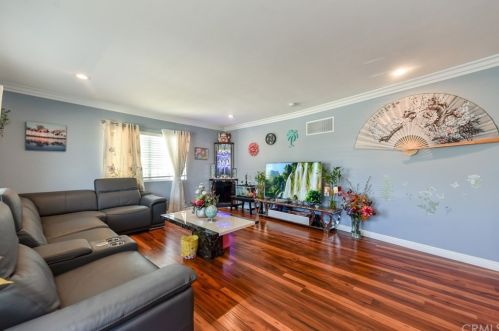 717 Midsite Ave, Covina CA  91723-3332 exterior