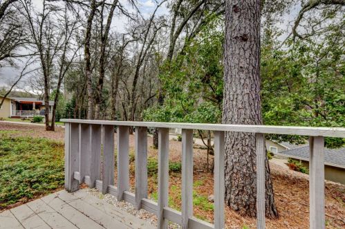 19007 Chickadee Ct, Lake Wildwood CA  95946-9644 exterior