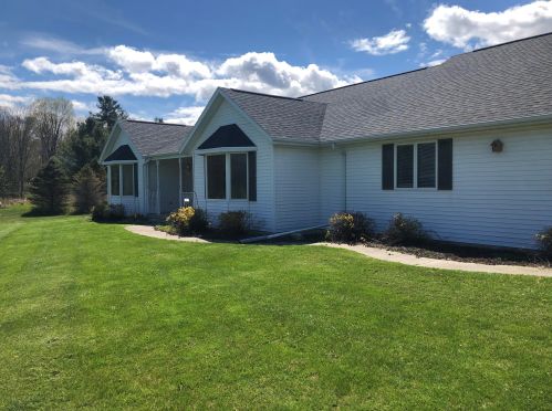3538 Greenview Ct, Cato, WI 54230-8555