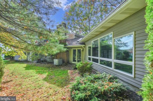 1743 Tall Oaks Rd, Molino PA  17961-9502 exterior