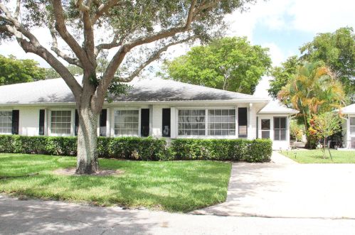 10123 40th Trl, Boynton Beach, FL 33436-4272