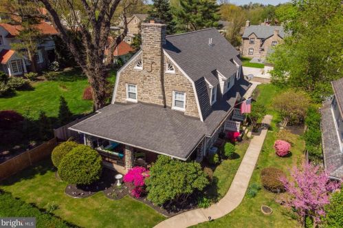 6905 Chew Ave, Philadelphia, PA 19119-1924