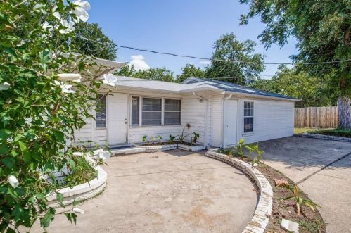 1710 Elmwood Blvd, Dallas TX  75224-1003 exterior