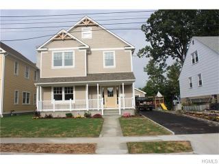 417 Seventh Ave, New Rochelle, NY 10803-1350