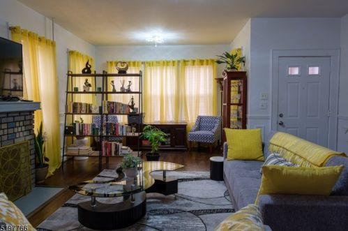 143 Paine Ave, Irvington NJ  07111-2905 exterior