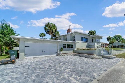 131 Mitchell Pl, Daytona Beach, FL 32118-4475