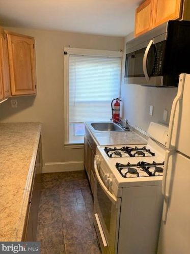 1025 Dekalb St, Norristown, PA 19401-5817