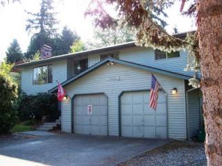 2206 172nd Pl, Bothell WA  98012-6412 exterior