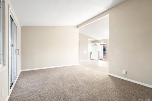 403 Lingard St, Lancaster CA 93536-1405 exterior