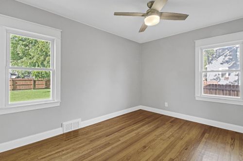 2621 Clough Ave, Hammond IN  46322-1904 exterior