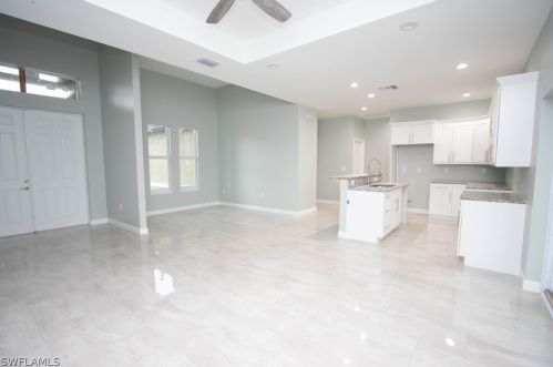 3214 16th St, Lehigh Acres, FL 33971-5365