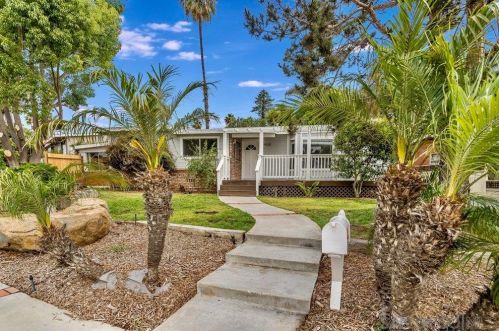 4528 Tonopah Ave, San Diego, CA 92110-3704