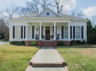 3080 Ridge Ave, Macon, GA 31204-2462