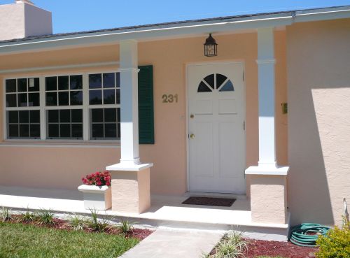 231 Forest Hill Blvd, West Palm Beach, FL 33405-4753