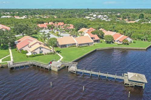 3308 Sandpiper Cir, Port Saint Lucie FL  34952-6102 exterior