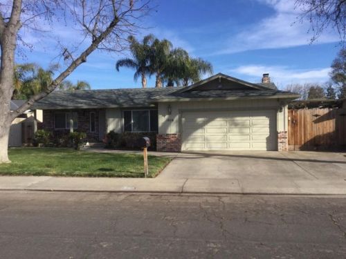 1016 Newkirk Way, Modesto CA  95355-4546 exterior