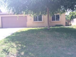 6500 Rutland Way, Bakersfield, CA 93307-8820