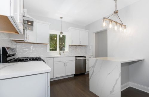 8408 White Oak Ave, Hammond IN  46321-1923 exterior