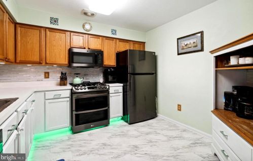 1503 Lakeside Dr, Palmyra NJ  08065-2131 exterior