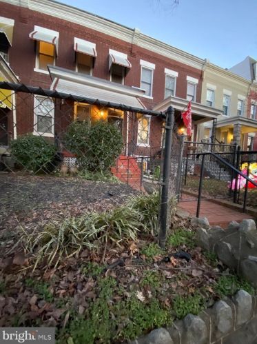 309 Tennessee Ave, Washington, DC 20002-6445