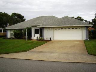 616 Maravilla Ave, Sebring, FL 33875-5740