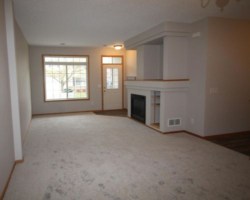 118 River Woods Dr, Grey Cloud Island, MN 55071-1571