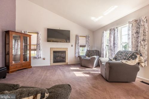 101 Stoneridge Pl, Bear DE  19701-1952 exterior