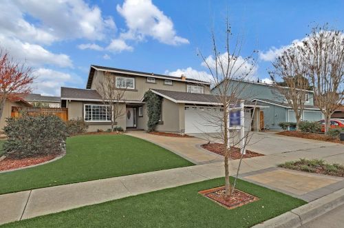 185 Victoria Dr, Gilroy, CA 95020-6729