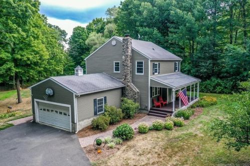 205 Clapboard Ridge Rd, Danbury, CT 06811-3637