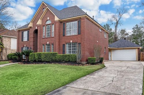 5607 Evergreen Valley Dr, Humble, TX 77345-3067