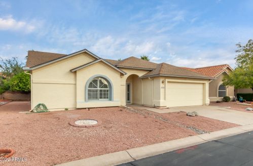 1528 Indian Wells Dr, Chandler, AZ 85249-4066