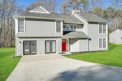 5270 Mccarter Sta, Stone Mountain GA  30088-2412 exterior