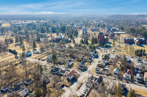 45 Lagrange Ave, Poughkeepsie NY  12603-2420 exterior