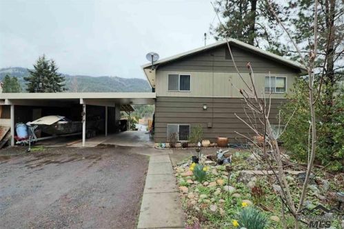 12857 Hartford Ave, Greer, ID 83544-9349
