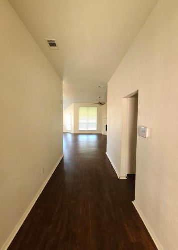 9121 Autumn Falls Dr, Fort Worth, TX 76118-7766