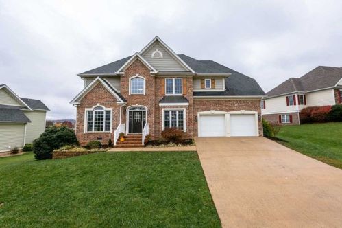 128 Windsor Dr, Fishersville, VA 22939-2114