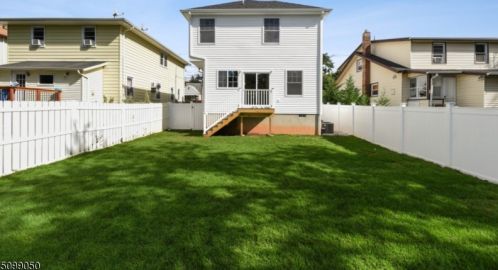 24 Cranford Ter, Cranford NJ  07016-3407 exterior