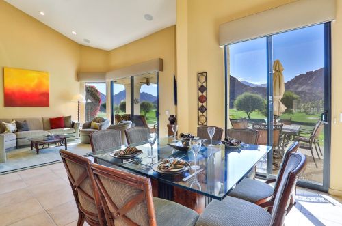 49503 Avenida Vista Bonita, La Quinta CA  92253-2537 exterior