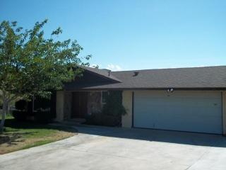 927 Cactus Ct, Barstow, CA 92311-5507