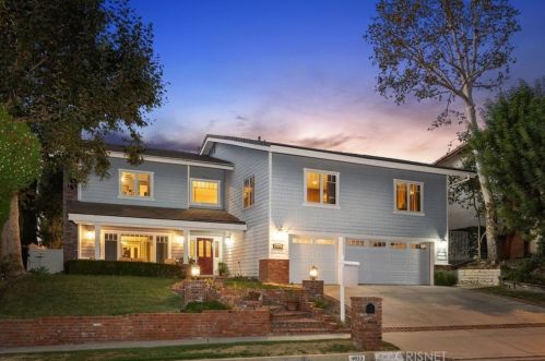 4033 Declaration Ave, Calabasas, CA 91302-5742