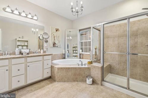 4318 Wisley Turn, Woodbridge VA  22192-7822 exterior