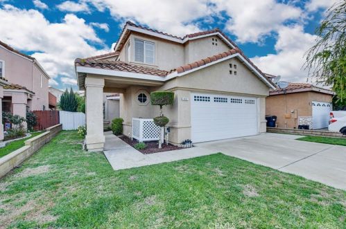 16132 Singing Hills Dr, Chino Hills, CA 91709-3363