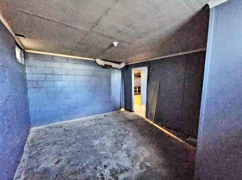 2322 Mechanicsburg Rd, Springfield OH 45503-2526 exterior