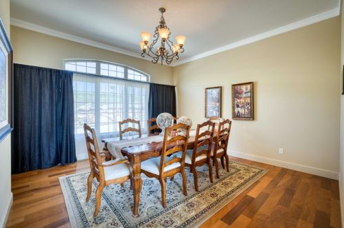 951 Crystal Oak Pl, Newcastle CA  95658-9405 exterior